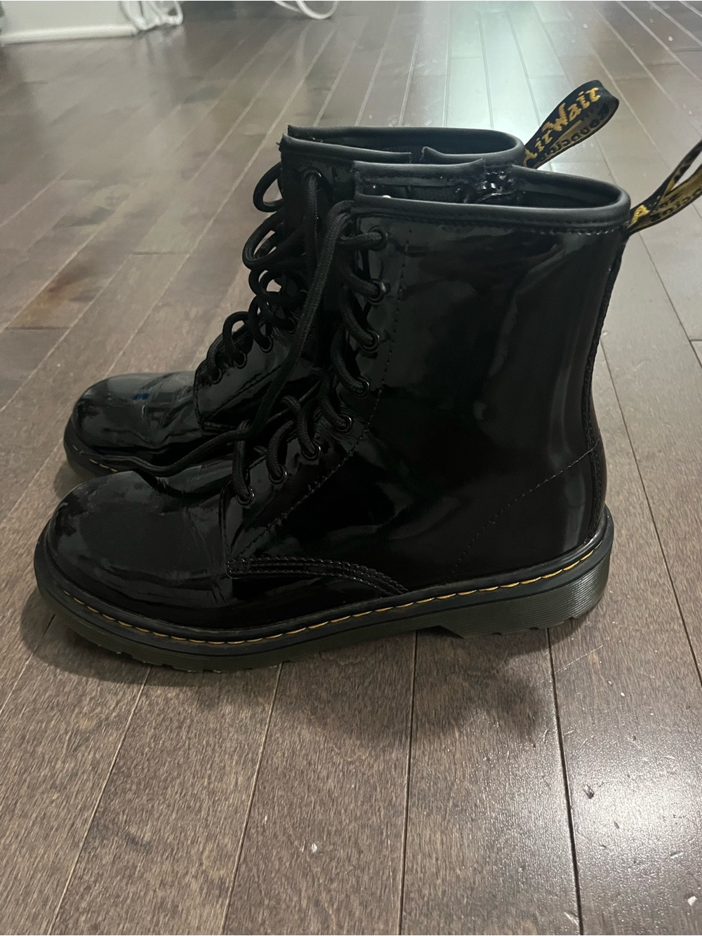 Doc Martens 1460 Combat Boot- Kids’ - Picture 2 of 7